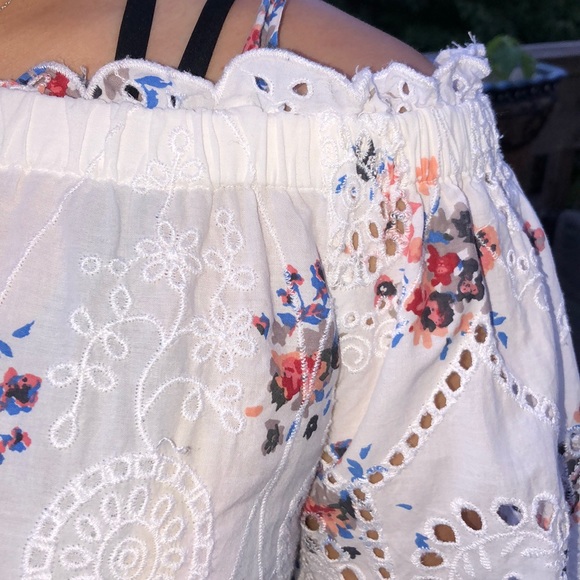 LOFT: Floral Off the Shoulder Blouse - Picture 2 of 2